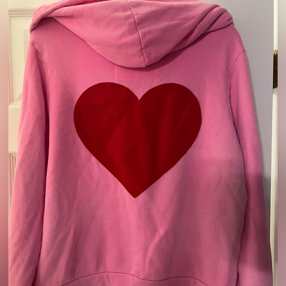 Aviator nation hoodie. Pink with heart